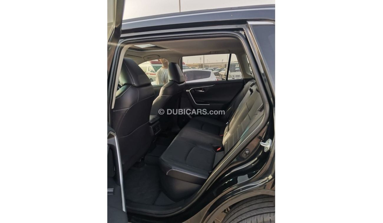 تويوتا راف ٤