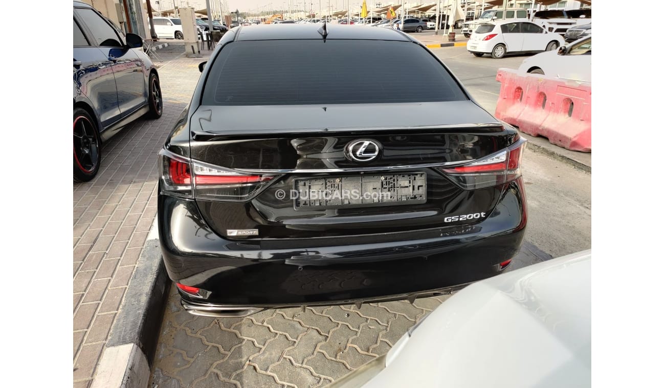 Lexus GS 200t