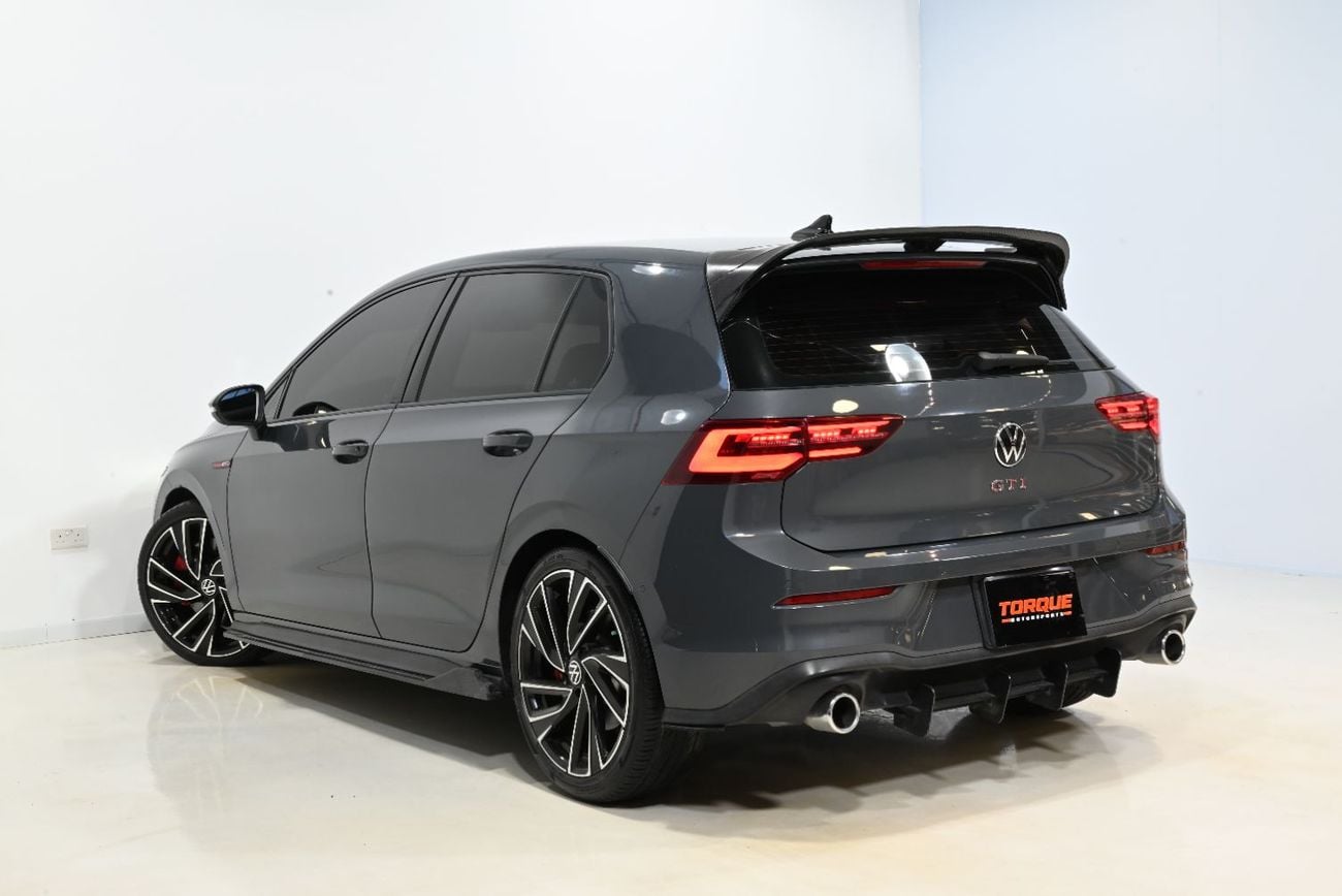 Volkswagen Golf GTI P2 2023 Volkswagen Golf GTI P2, 2/2028 VW warranty and Service Pack, VW Service History, GCC
