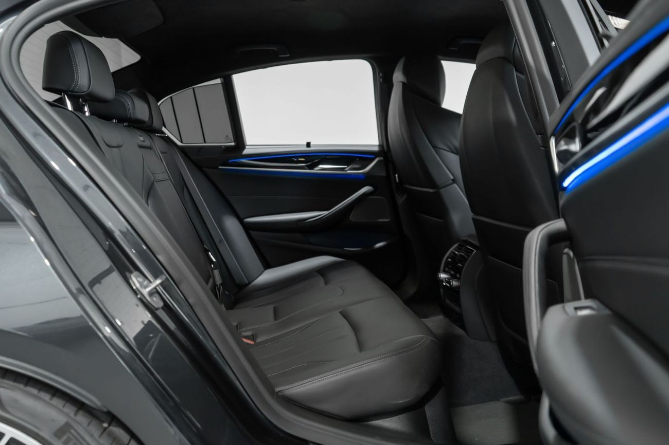 BMW M5 Competition 4.4L (617 HP)