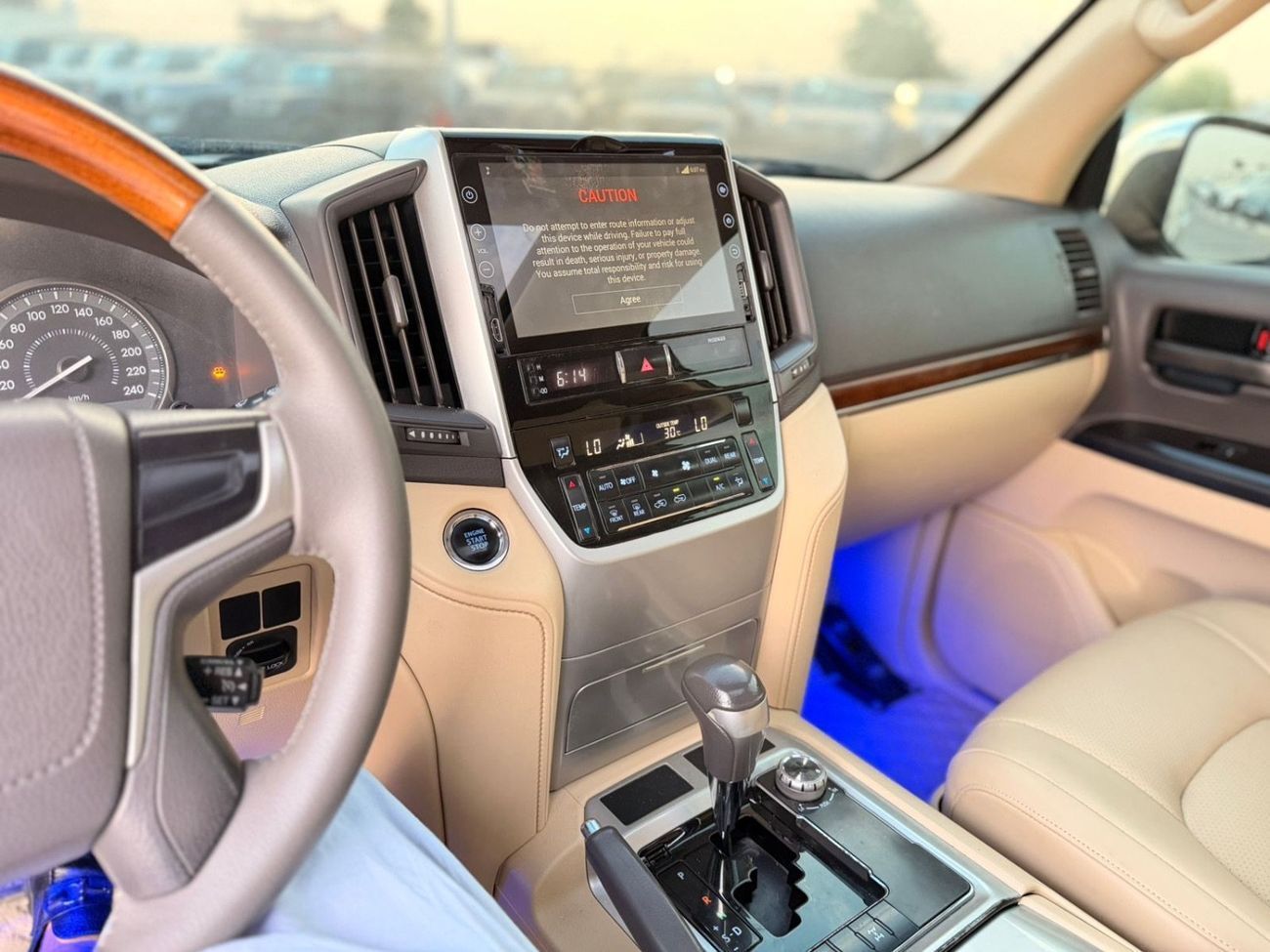 تويوتا لاند كروزر GXR 4.6L