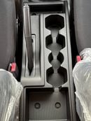 Mitsubishi L200 Mitsubishi L200 manul gear  4*4. Model. 2025. Black