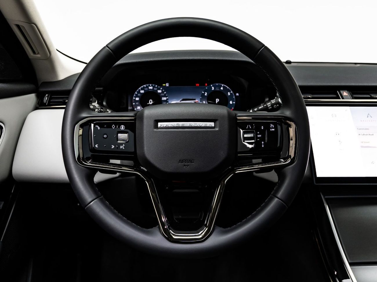 Land Rover Range Rover Velar P250 2.0L (246 HP) 2025 Range Rover Velar Dynamic SE P250, November 2029 Al Tayer Warranty + Service