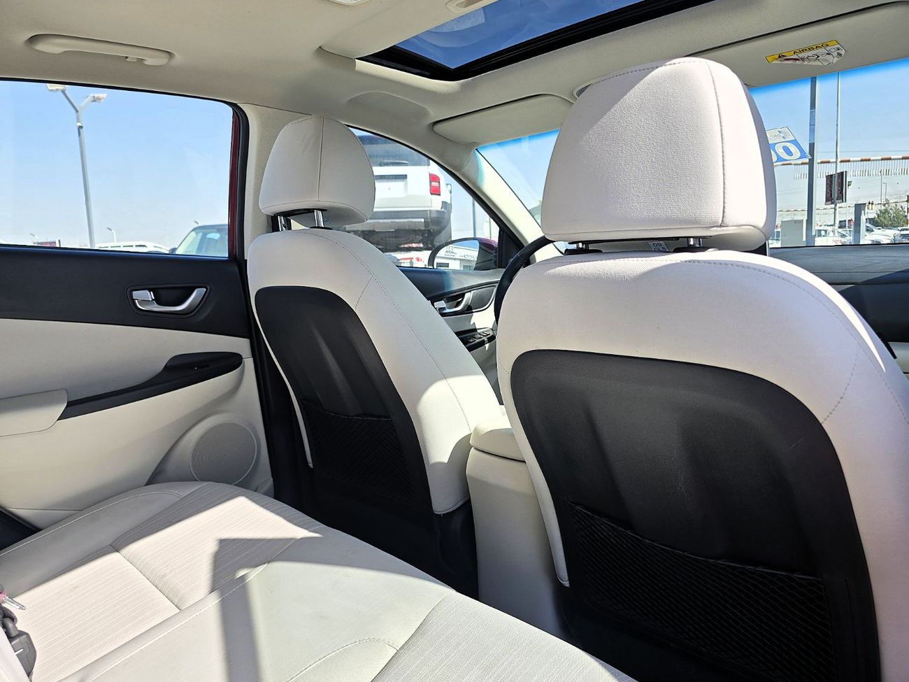 Hyundai Kona Hyundai Kona  Hybrid 1.6l SUV FWD 5Doors  Red Color 2023 Model