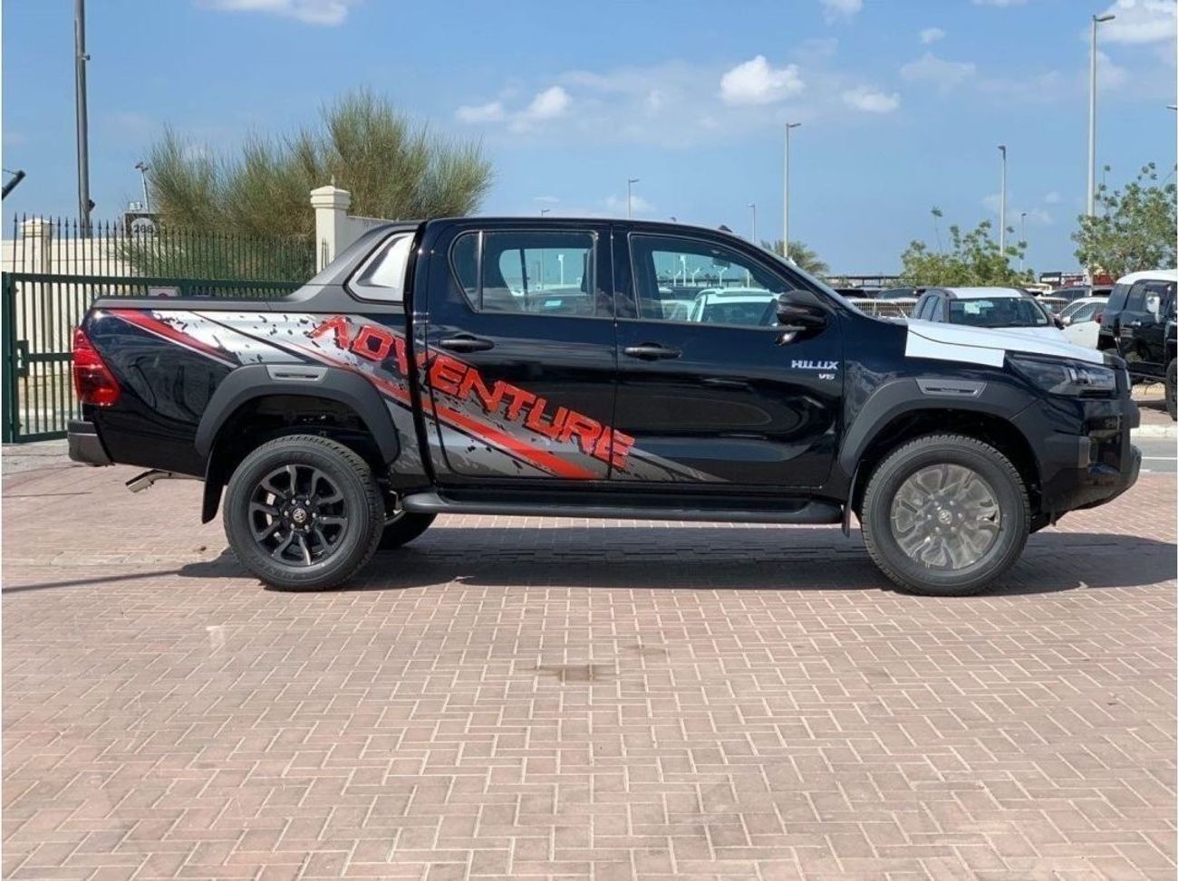 تويوتا هيلوكس ADVENTURE 4.0L PETROL 2024