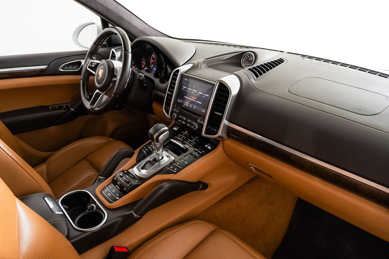 بورش كايان GTS