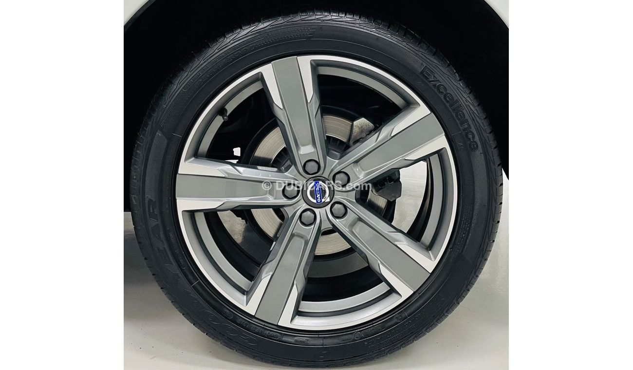 Volvo XC60 UNDER WARRANTY FROM AGENCY  FSH … ORIGINAL PAINT .. perfect Condition .. Low mileage