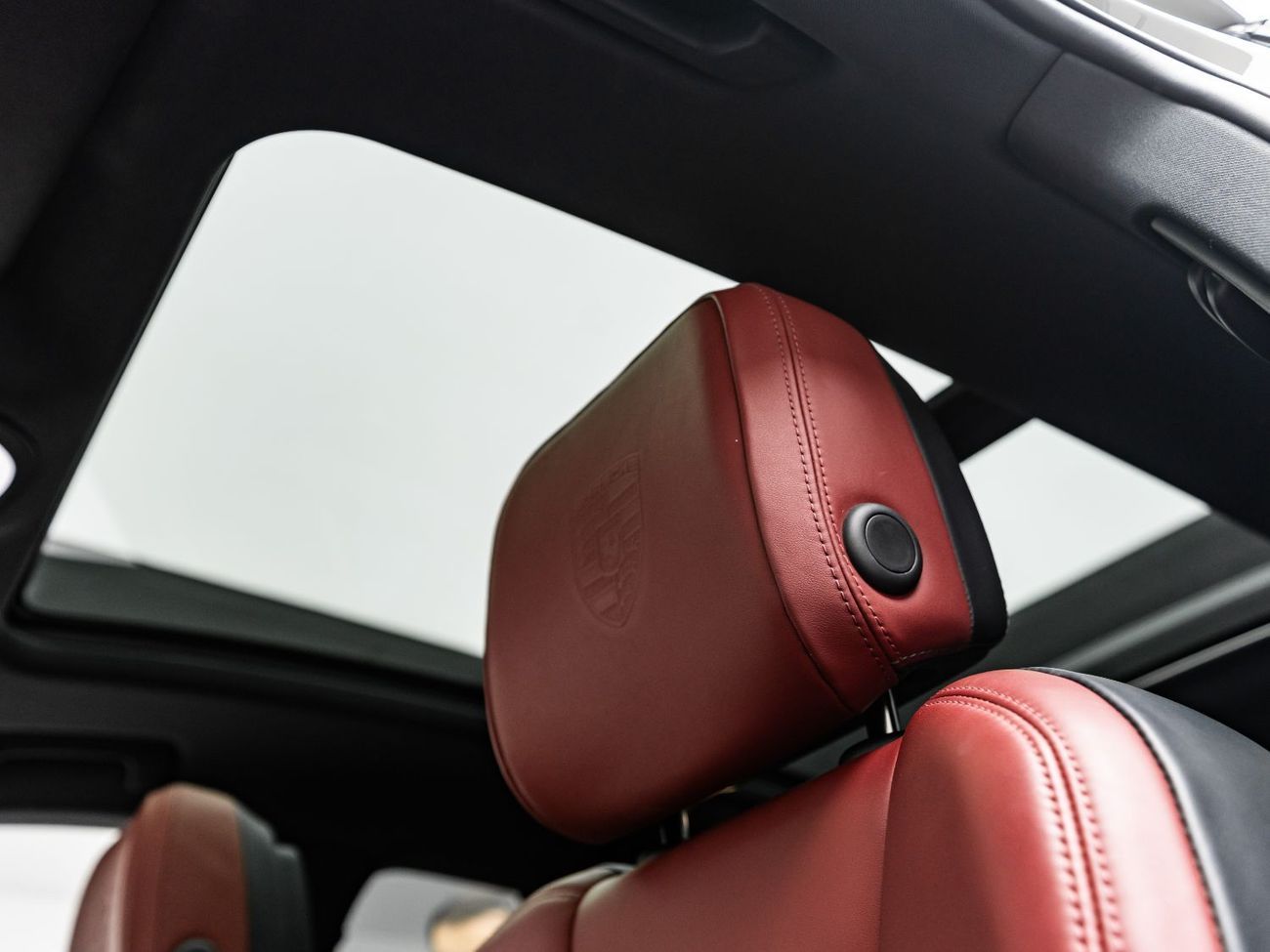 بورش ماكان Std 2.0L (252 HP)