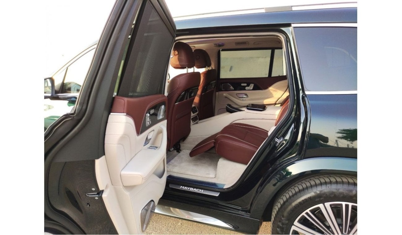 Mercedes-Benz GLS600 Maybach 4.0L V8 Automatic with E-Active Body Control