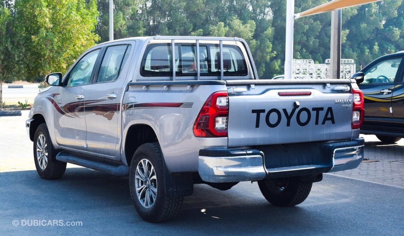 Toyota Hilux SR5 2.4L 4X4 Diesel M/T