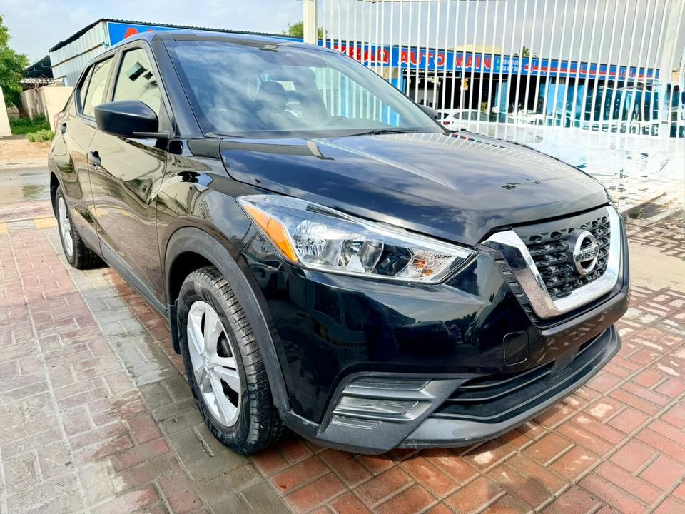 Nissan Kicks S