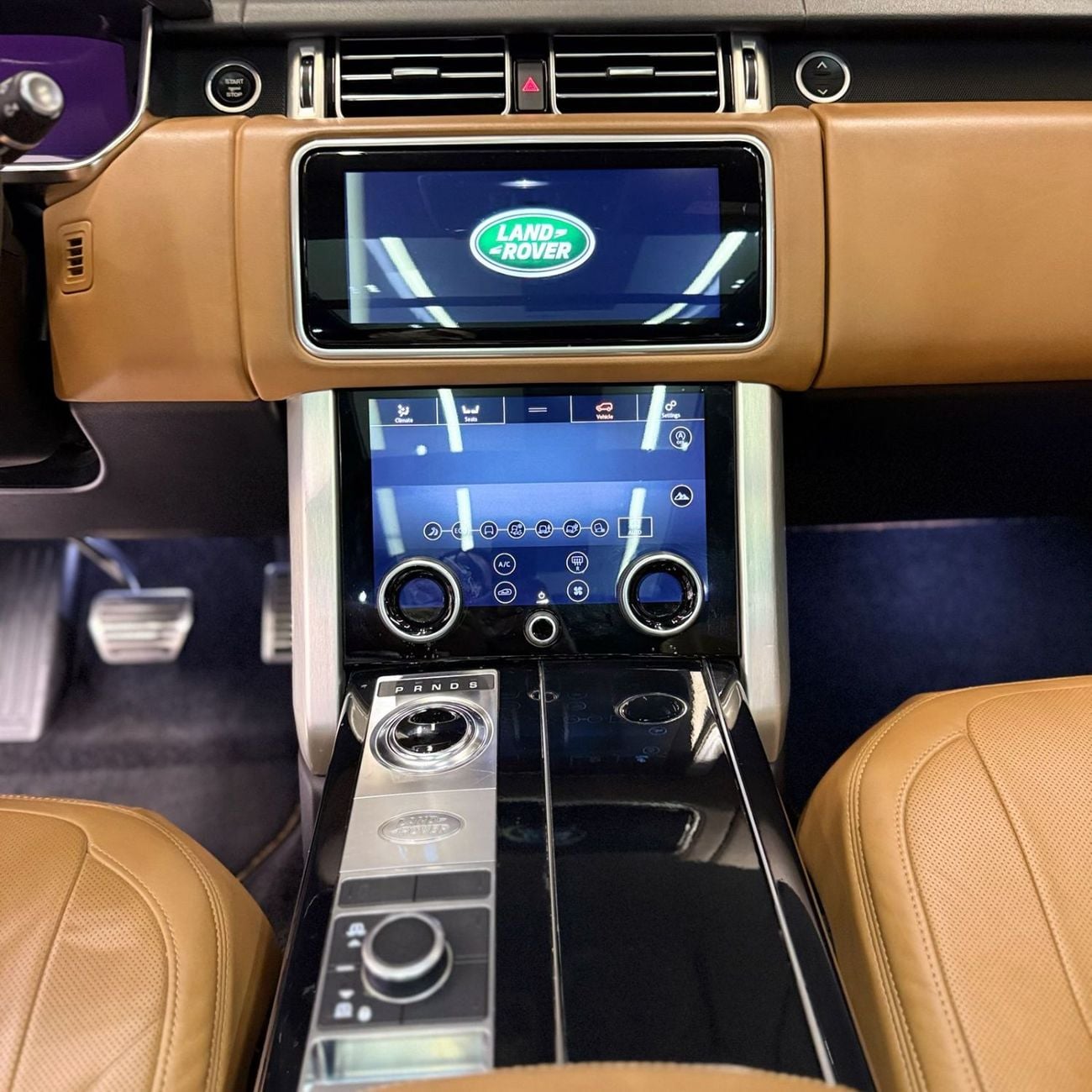 Land Rover Range Rover VOGUE SE VOGUE P400 SE | GCC | Full Option | V6 |