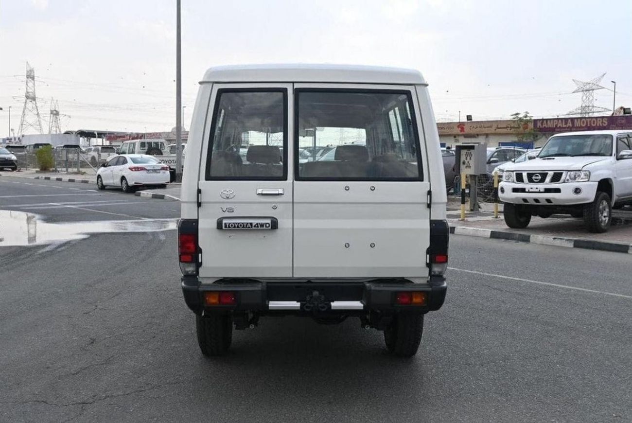 تويوتا لاند كروزر 70 2024 Toyota Land Cruiser Hardtop 4.5L 3Dr Diesel 8 Cylinders Manual Zero KM