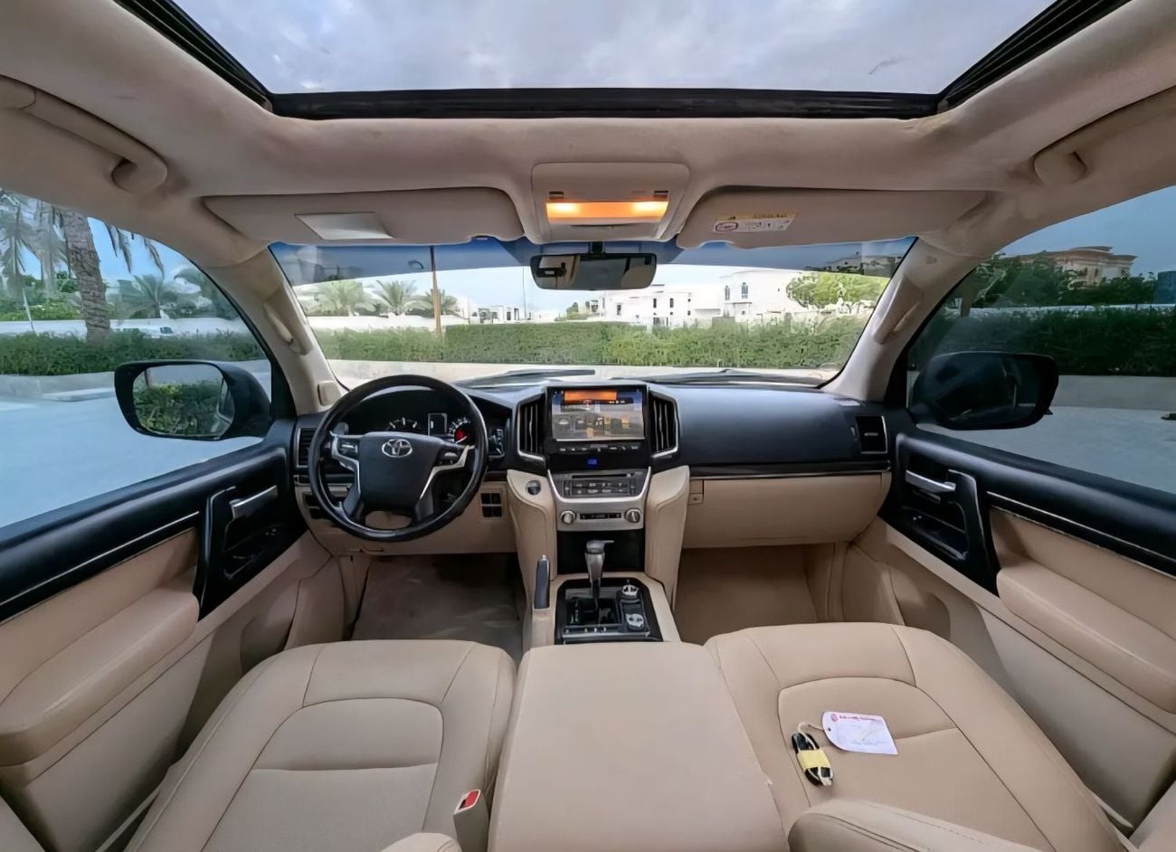 تويوتا لاند كروزر VXR LHD 4.5L 1VD-FTV V8 Diesel Engine Automatic Gear 4WD 7 Seats 5 Doors