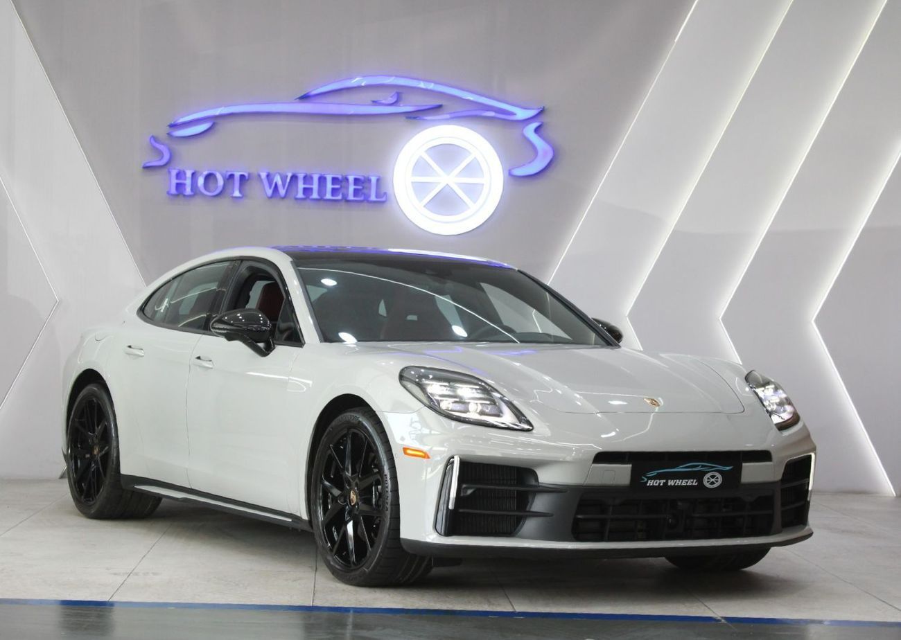 Porsche Panamera PANAMERA 4 | With warranty