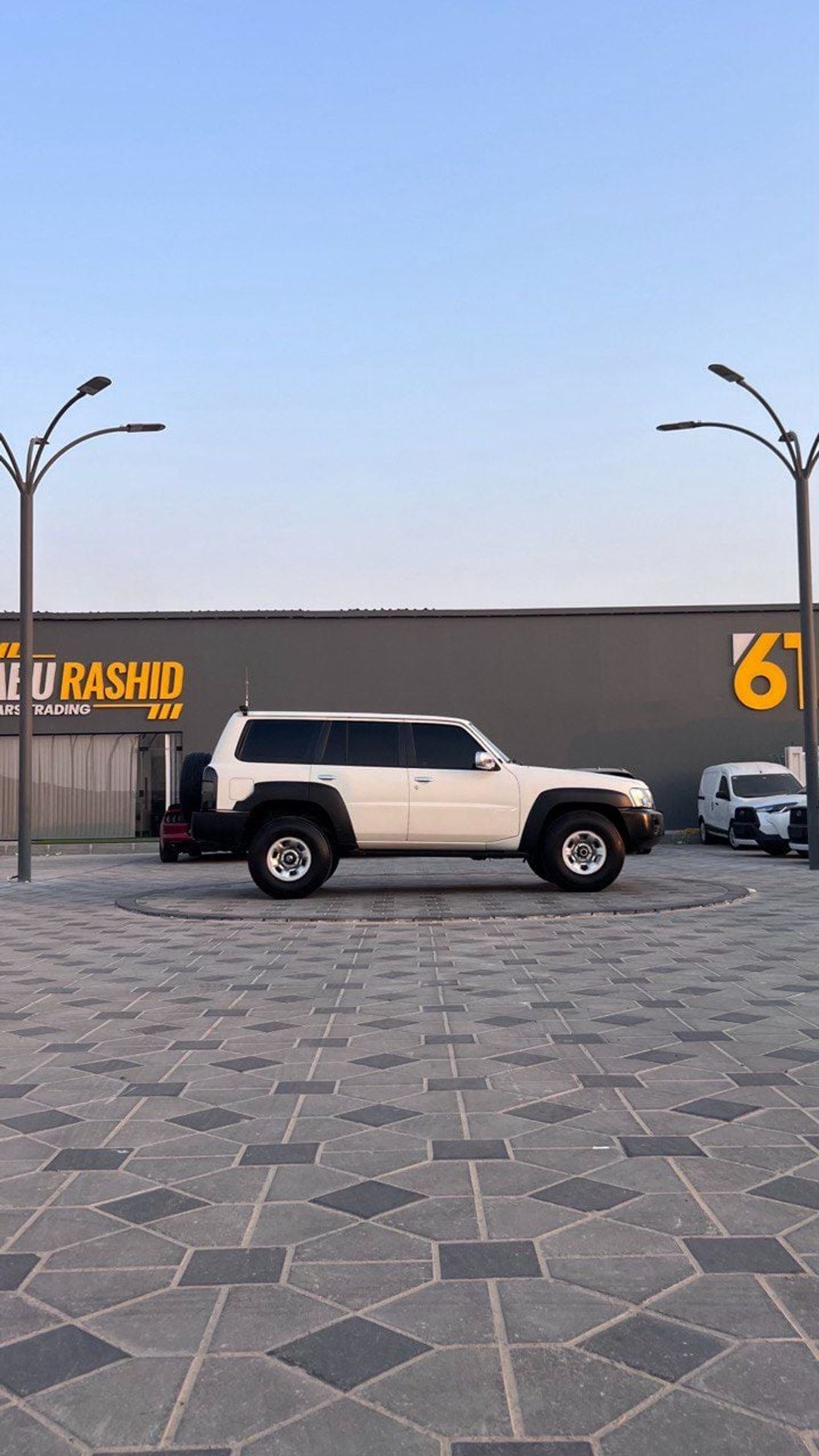 نيسان باترول سفاري GL 4.8L A/T (7 Seater)