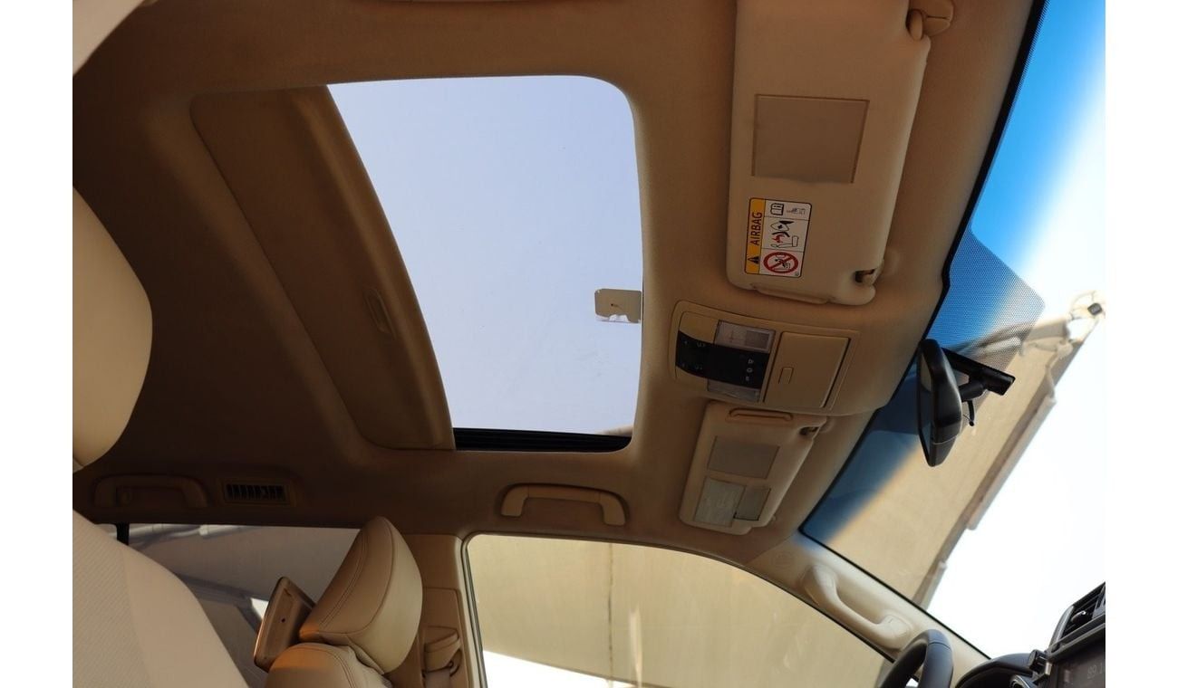Toyota Prado VXR 4.0L 4WD Toyota Prado VX.R / 2017 / GCC / Free Accident / V6