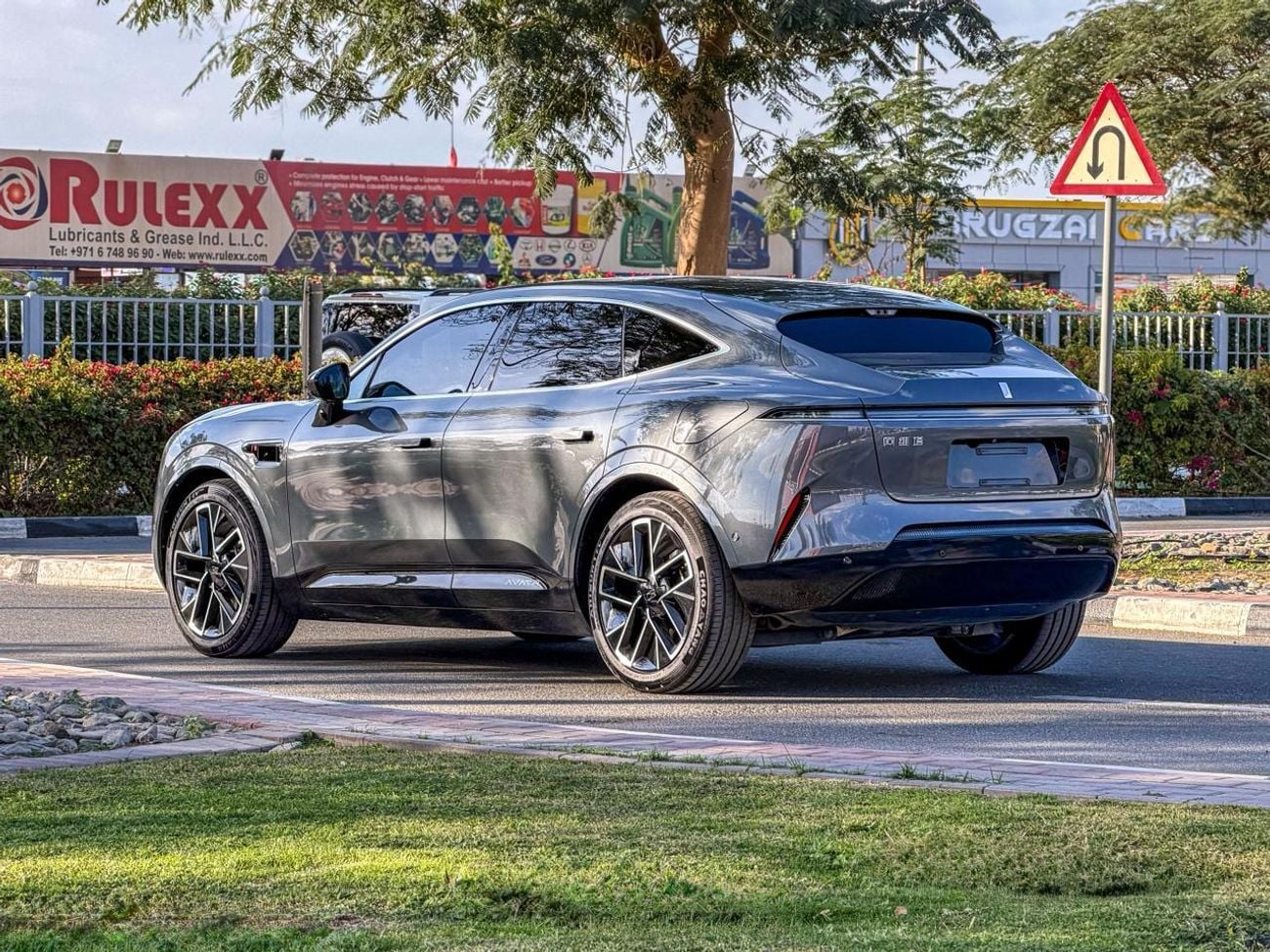 Avatr 11 SPORT 2023 Avatr 11 Performance AWD | 90 kWh | 592 Hp | Range (580 Km) | Law Mileage (69,000 Km)