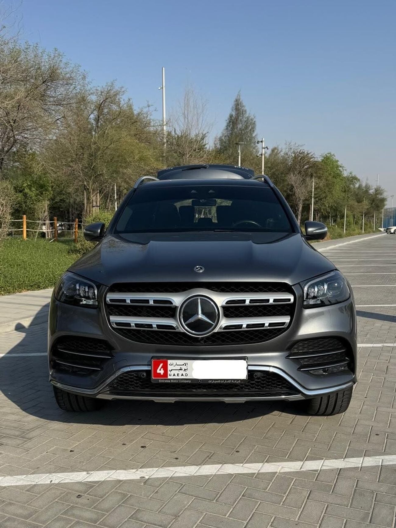 Mercedes Benz GLS450 4MATIC 2022 Mercedes-Benz GLS 450 4MATIC AMG Line – GCC Specs EMC.  First owner, 77,000 km, full Mercedes E