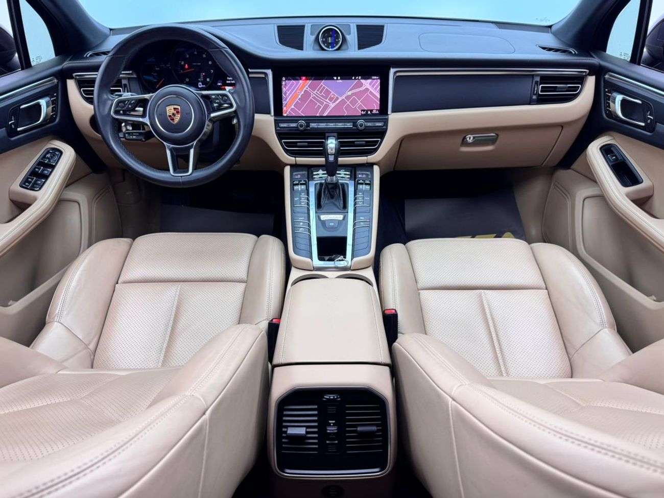 Porsche Macan Std 2.0L (252 HP) 2019 Porsche Macan, Full Service History, 1 Year Warranty, Excellent Condition, GC