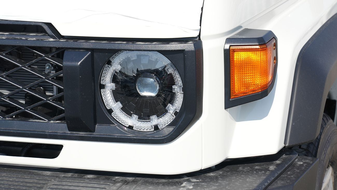 تويوتا لاند كروزر LX V6