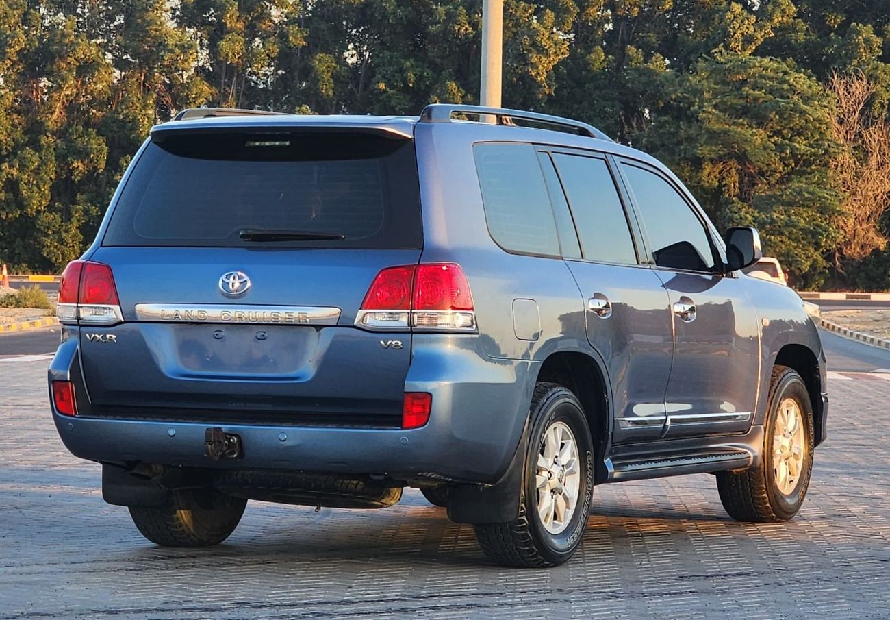 Toyota Land Cruiser V8  VX.R