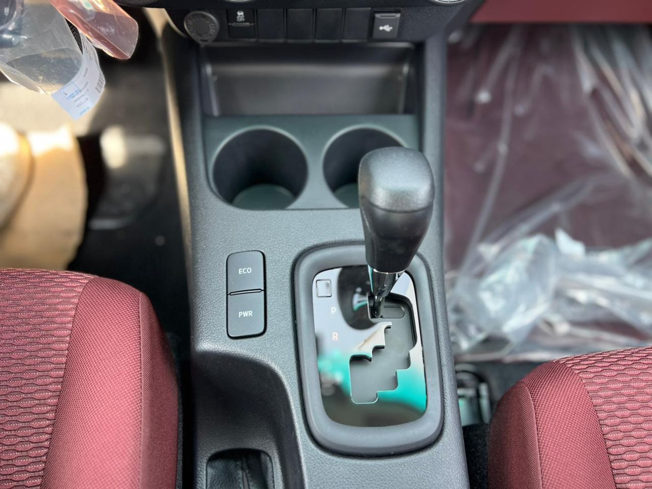 Toyota Hilux EXPORT ONLY - TOYOTA HILUX DLX 2.7L A/T