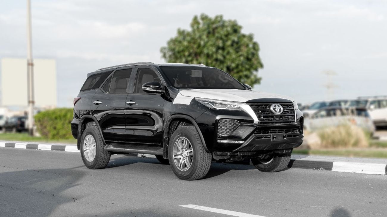 تويوتا فورتونر EXR 2026 Toyota Fortuner GX 2.7L AT Petrol 4WD (Black-Black)
