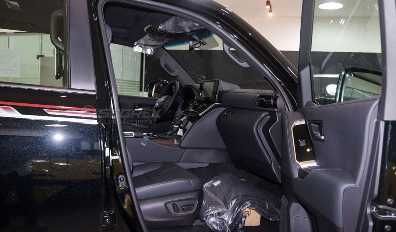 تويوتا لاند كروزر 2026 Model Toyota Land Cruiser (LC300) GXR, 3.5L Petrol 4WD 10A/T