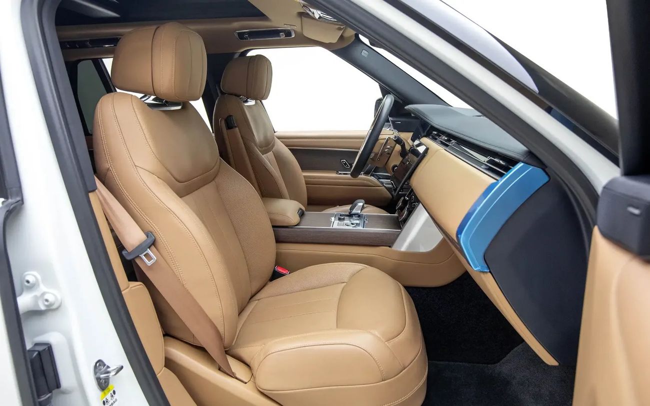 Land Rover Range Rover HSE P530 4.4L HSE P530 - GCC Spec - With Warranty and Service Contract