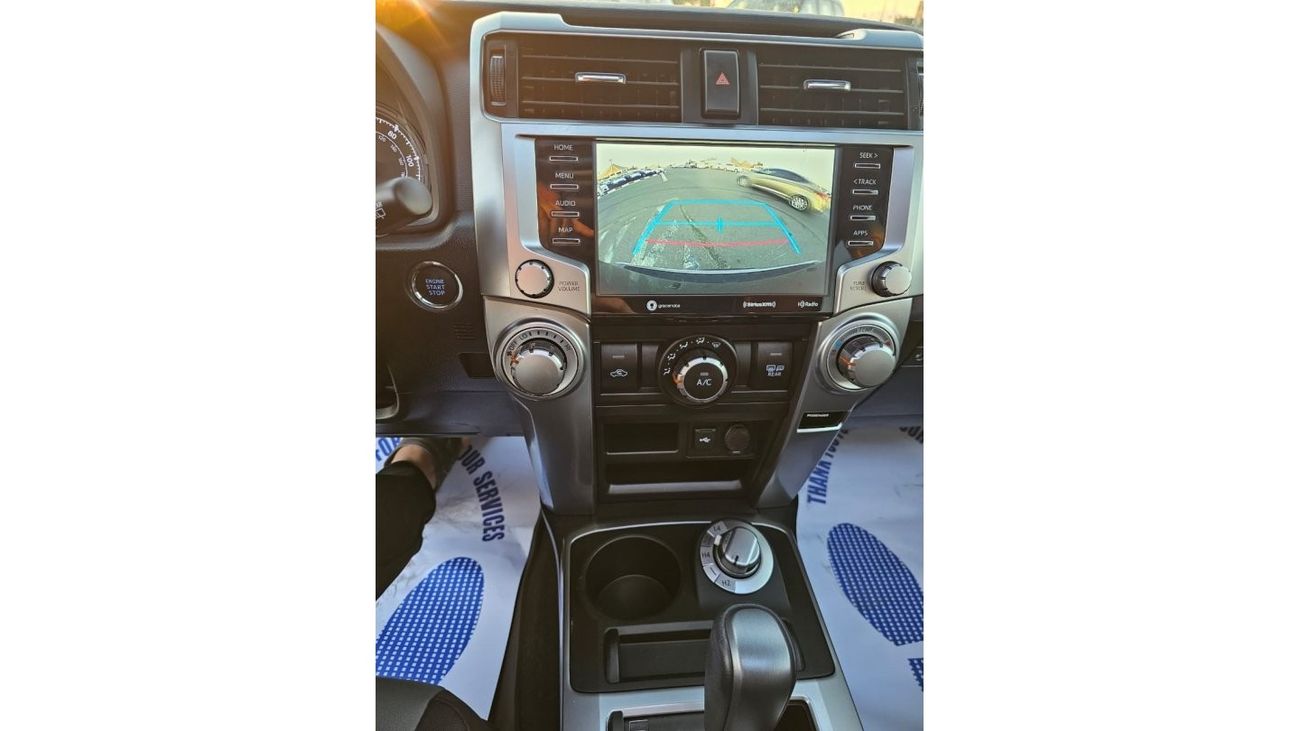 Toyota 4Runner “Offer”2021 Toyota 4Runner Limited Edition Full Option - 7 Seater - 4x4 AWD - 4.0L V6 /  UAE PASS