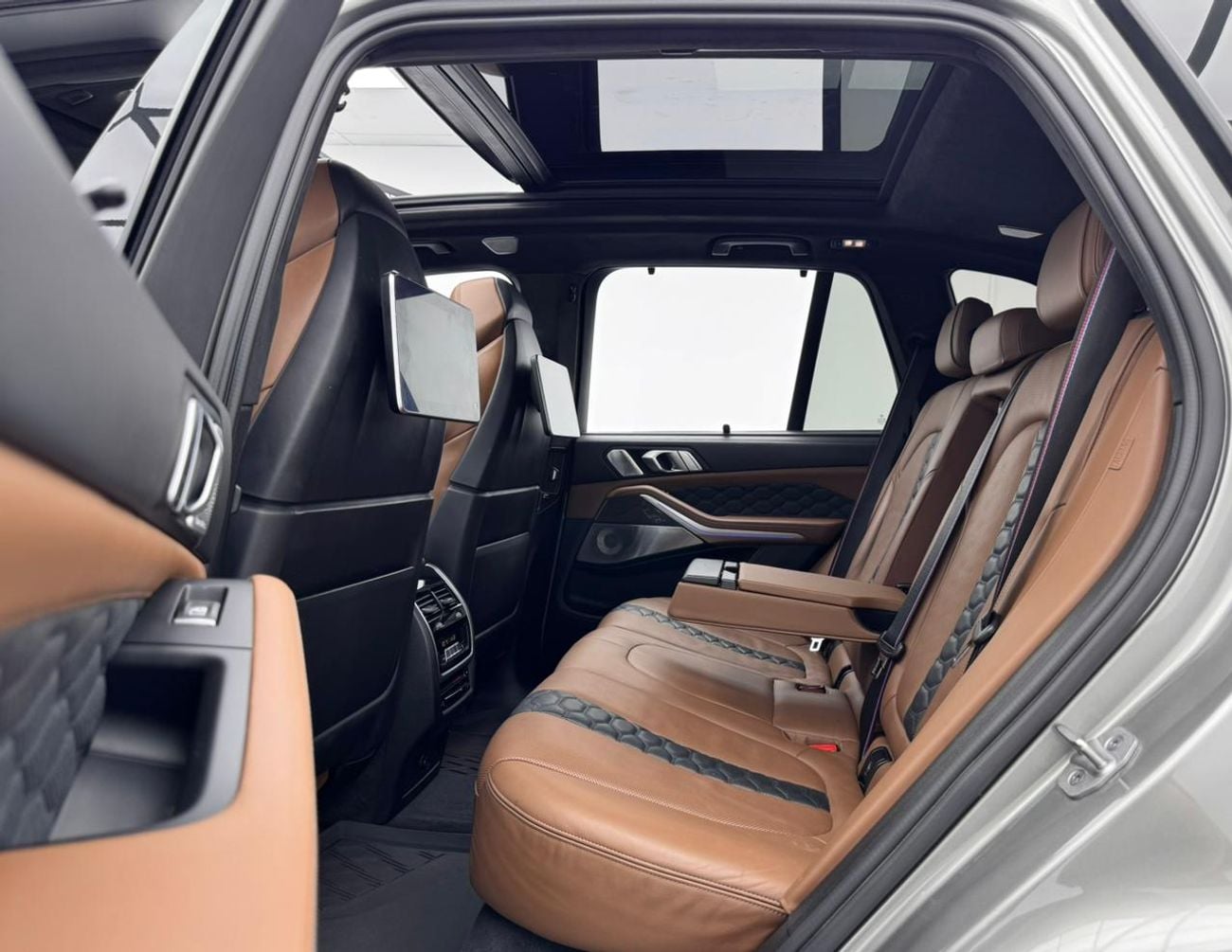 BMW X5 M 2021 BMW X5M Competition, 2028 Warranty and Service Pack, Full Service History, GCC