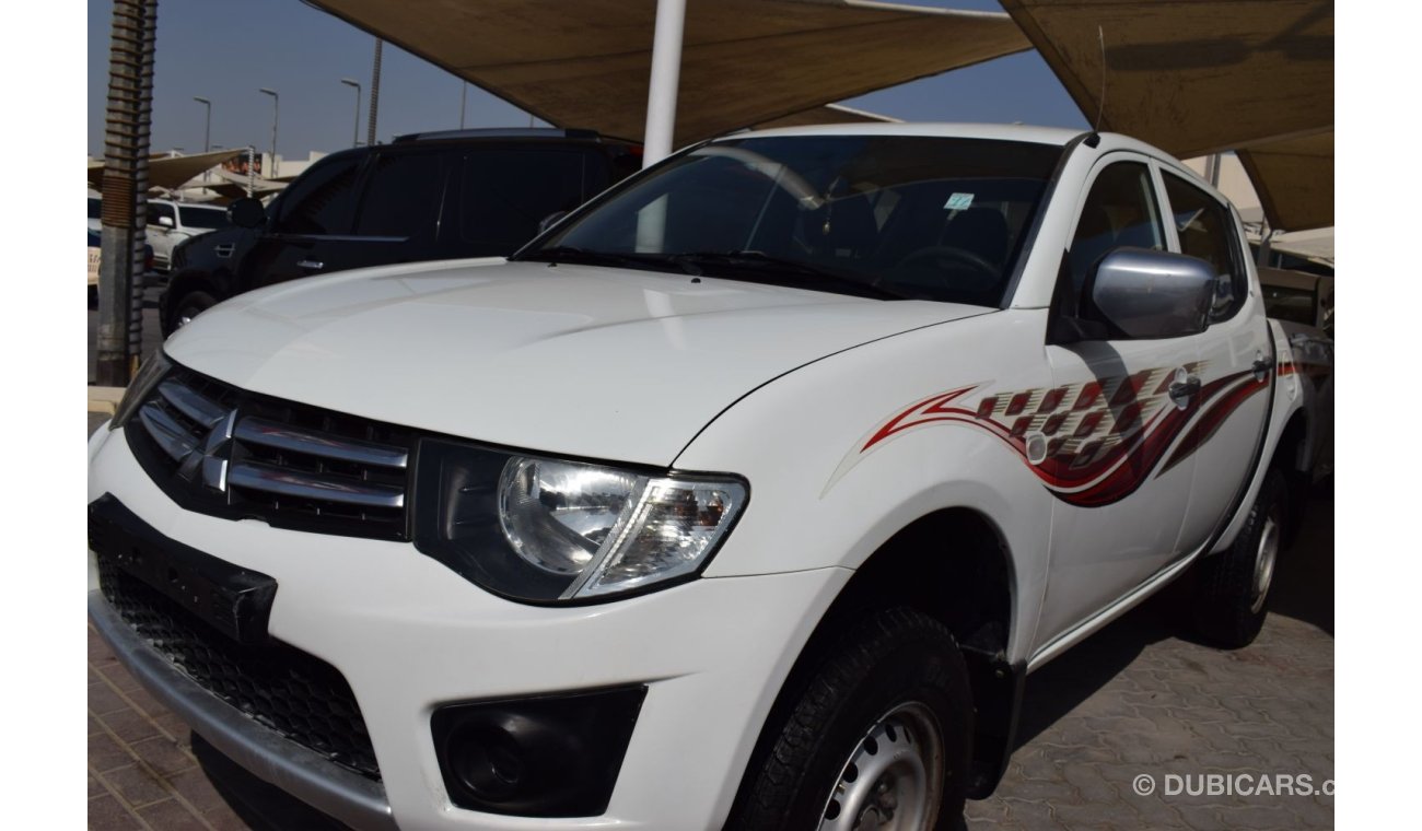 ميتسوبيشي L200 Mitsubishi L200 d/c pick up 4x4,model:2013.Excellent condition