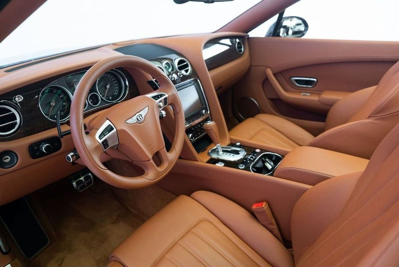 بنتلي كونتيننتال جي تي سي V8