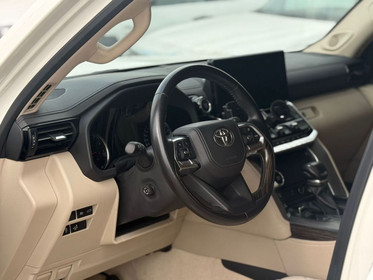 تويوتا لاند كروزر VXR 3.5L