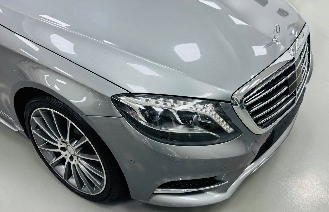 Mercedes-Benz S 500 AMG GCC .. FSH .. 25000 Km Only .. Original paint .. Brand New condition