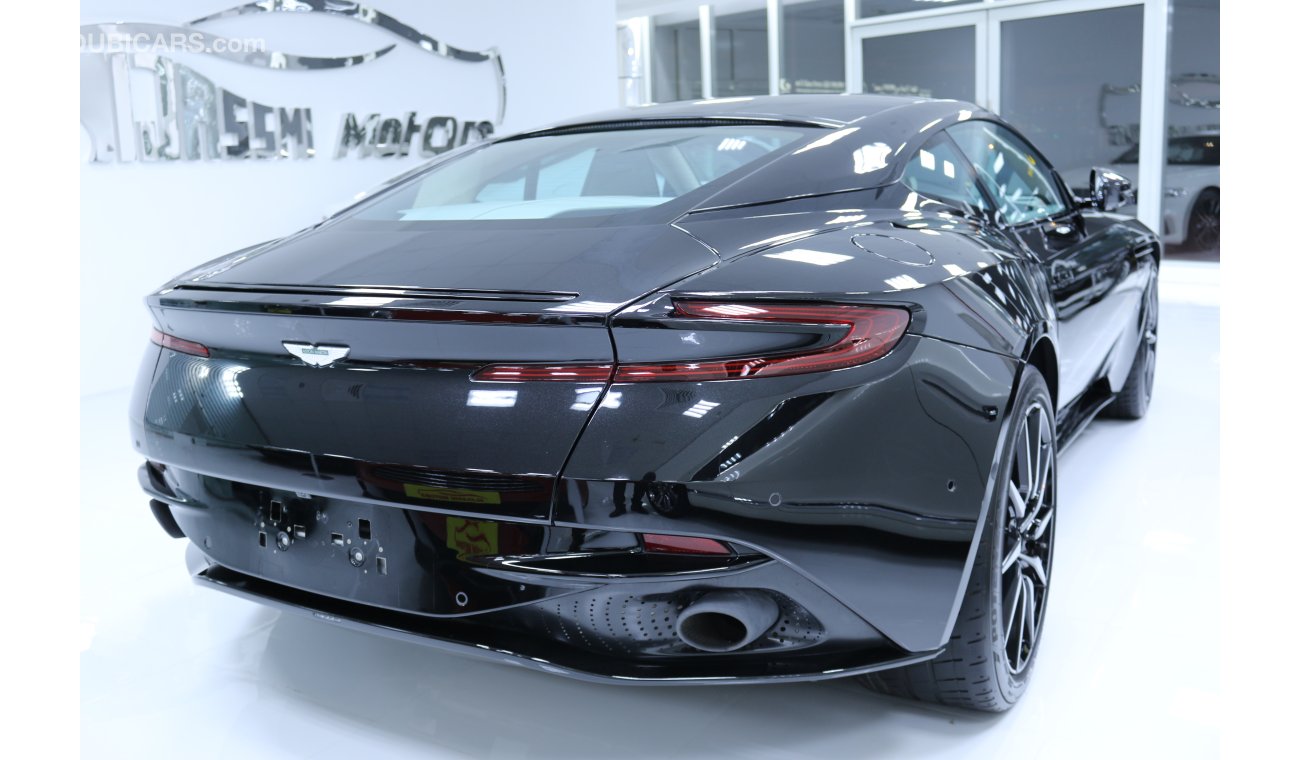 أستون مارتن DB11 ASTON MARTIN DB-11 MODEL:2017