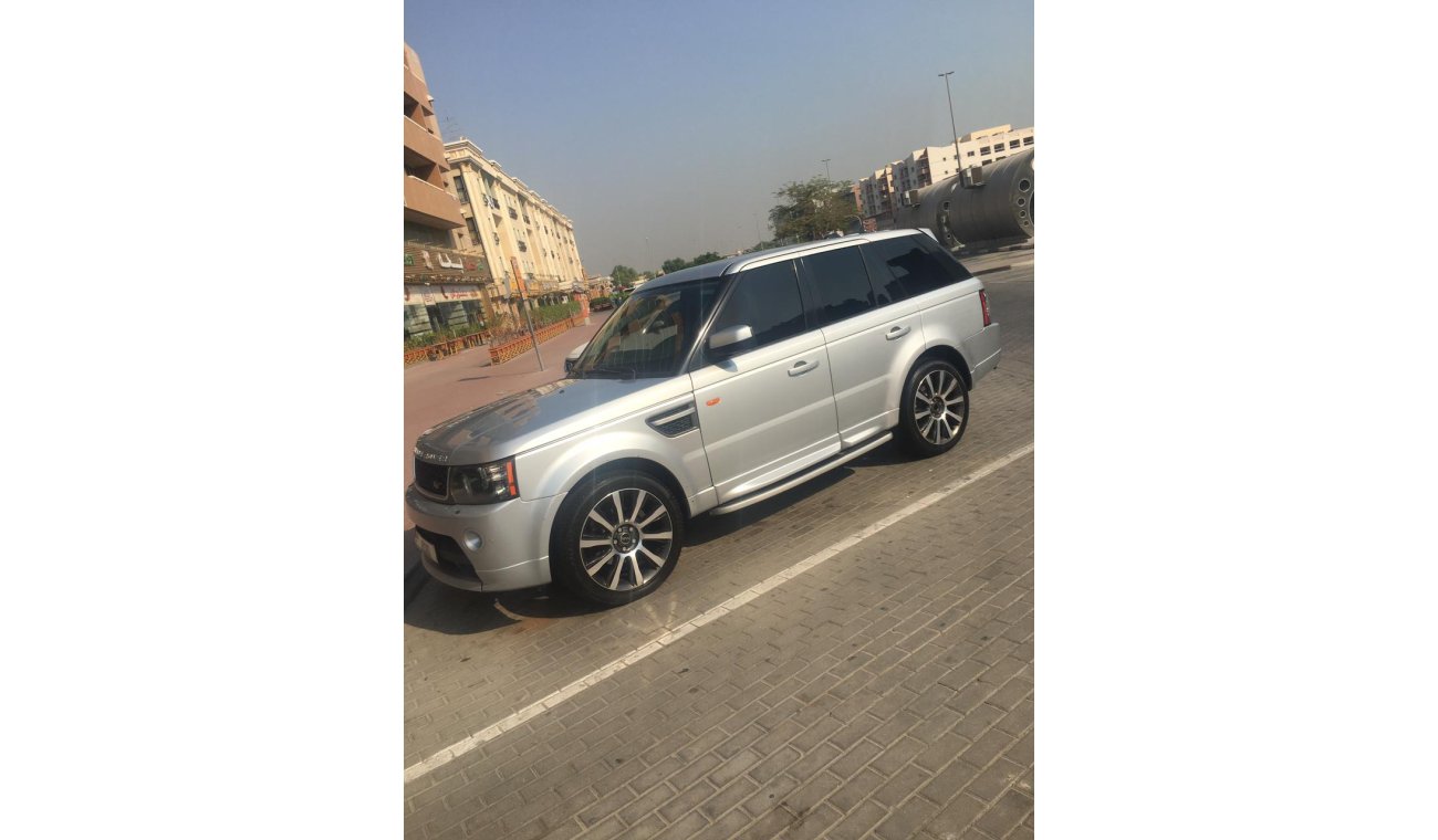 Land Rover Range Rover Sport SE