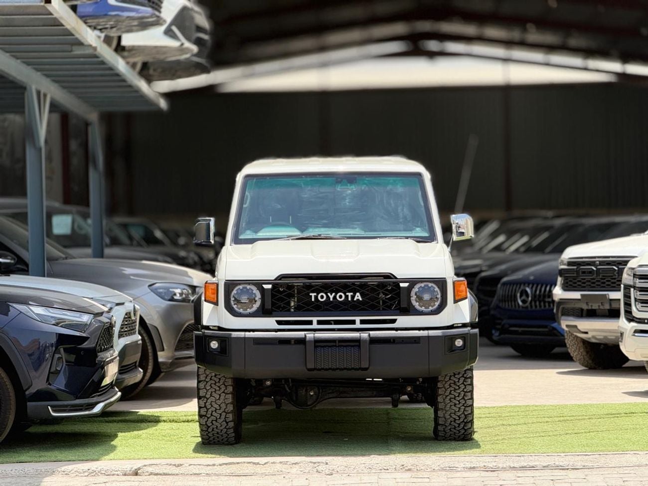 تويوتا لاند كروزر  4.5 L V8 DIESEL PICK UP