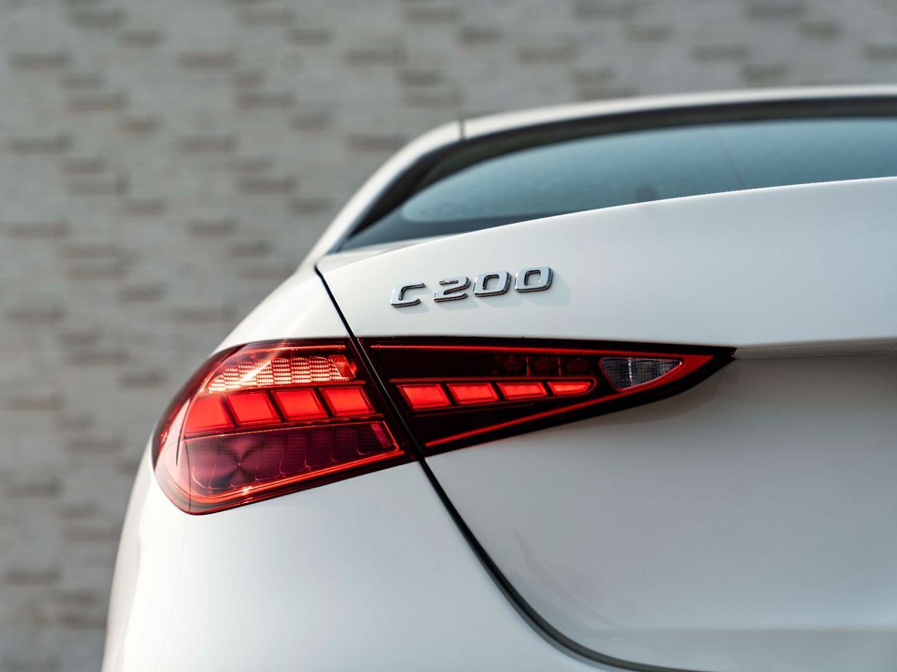 Mercedes-Benz C 200 Premium 2.0L