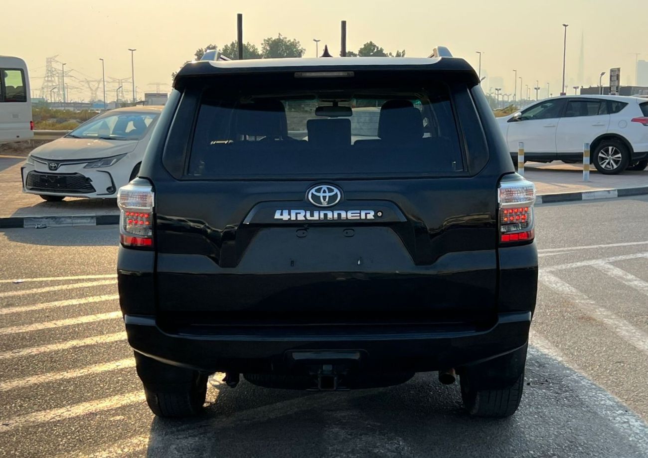 تويوتا Runner4 2015 Toyota 4Runner SR5 Premium - Rear CAM & Leather Seat - Sunroof - 7 Seater - V6 4.0L -