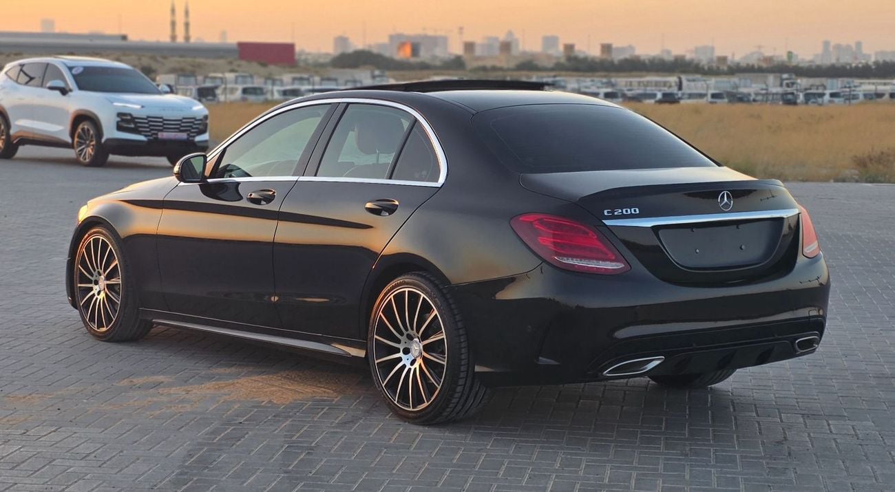 Mercedes Benz C300 STD (NON GCC)