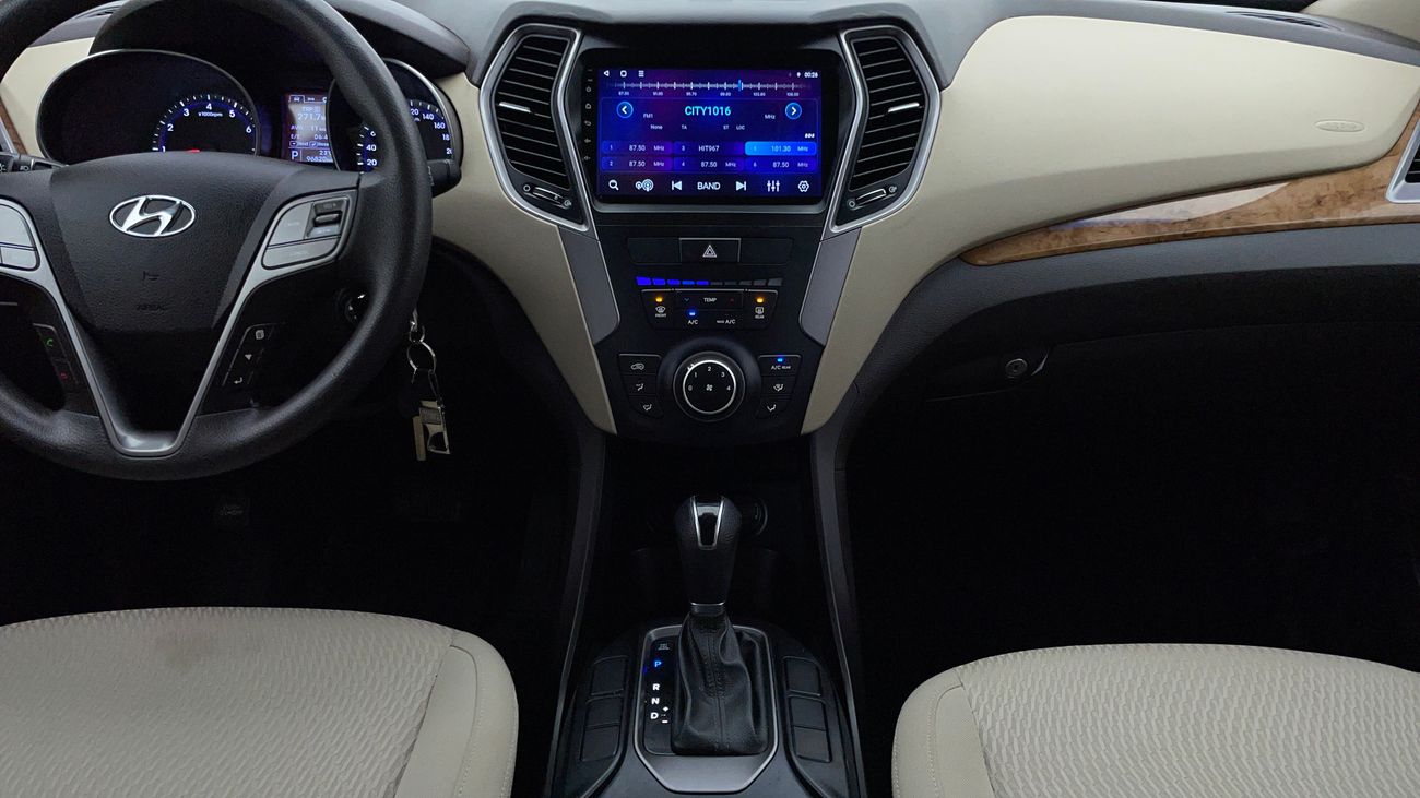 Hyundai Santa Fe GL 2.4 | Under Warranty | Inspected on 150+ parameters