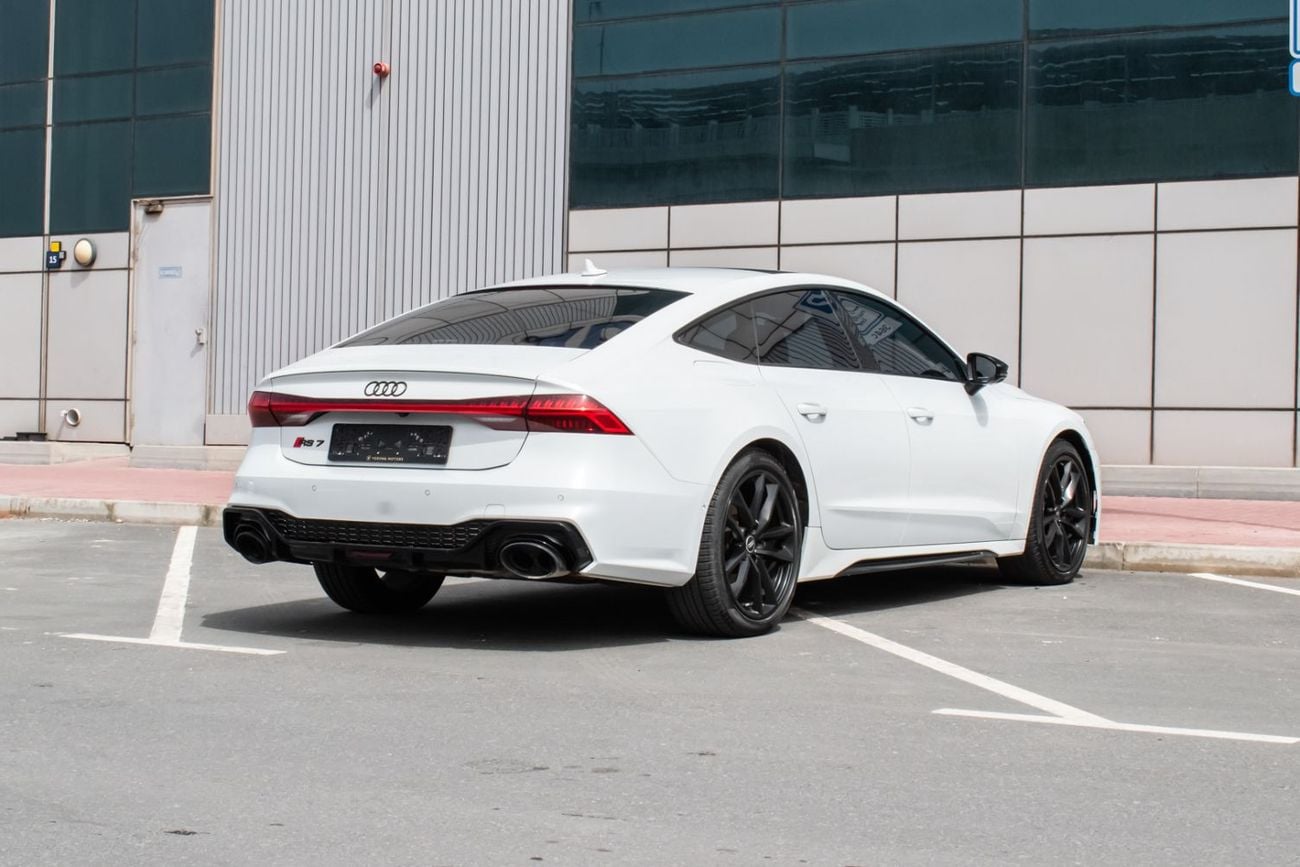 أودي A7 55 TFSI quattro S-Line 3.0L