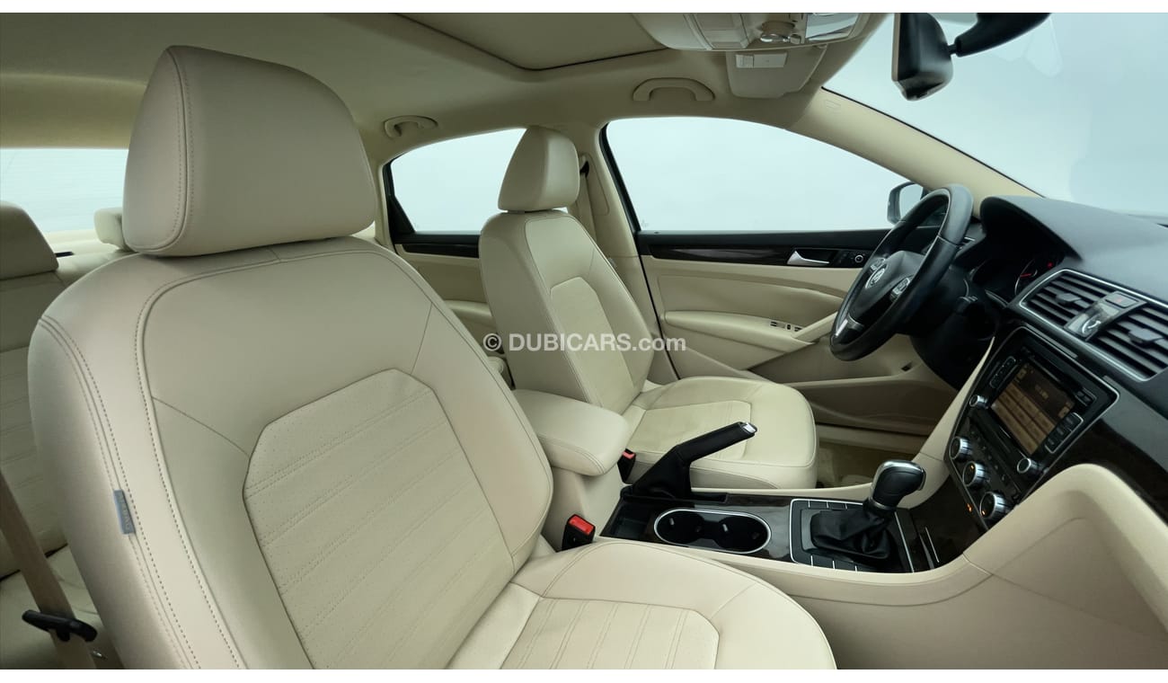 فولكس واجن باسات R LINE 2.5 | +مع الضمان | كمان تم فحص ١٥٠