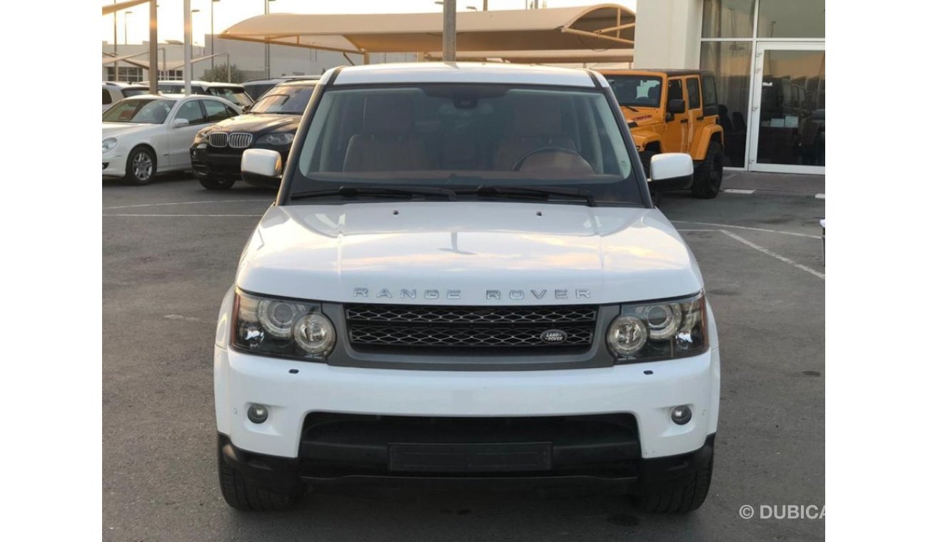 Land Rover Range Rover Sport HSE Rang Rover sport model 2011 GCC full option sun roof leather seats back camera back air condition c