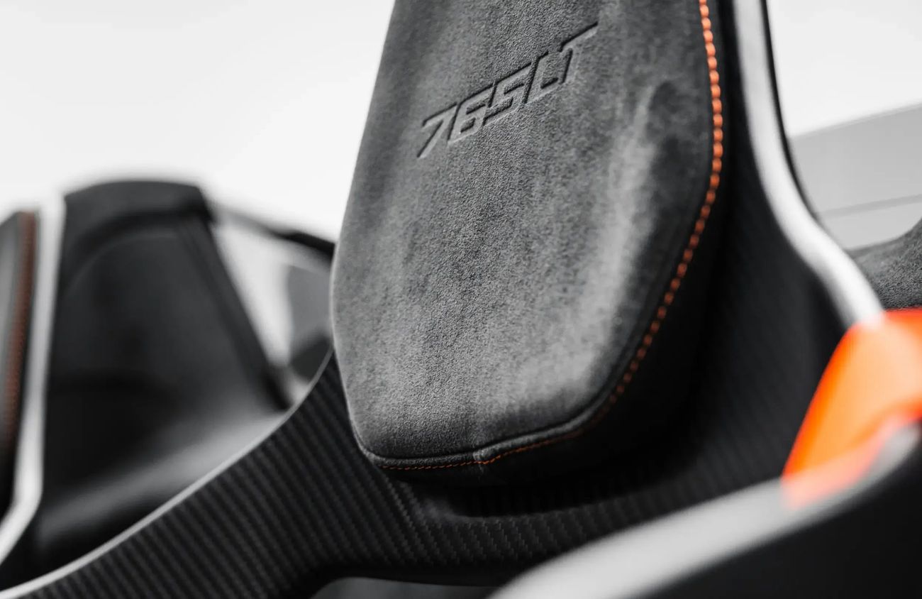 مكلارين 765LT 4.0L twin-turbocharged 8 Cylinder Engine