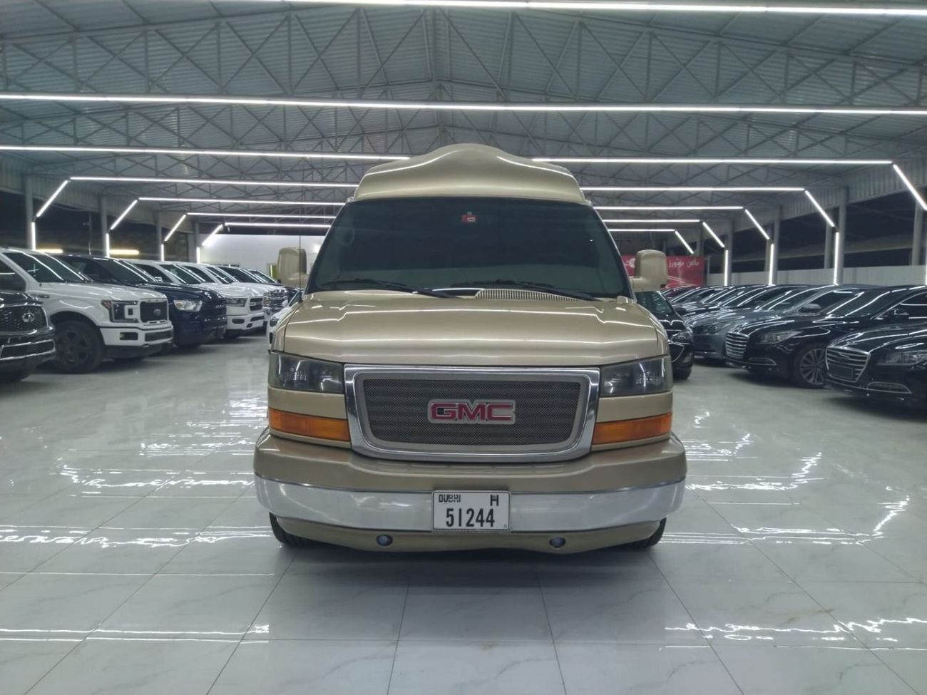 GMC Savana