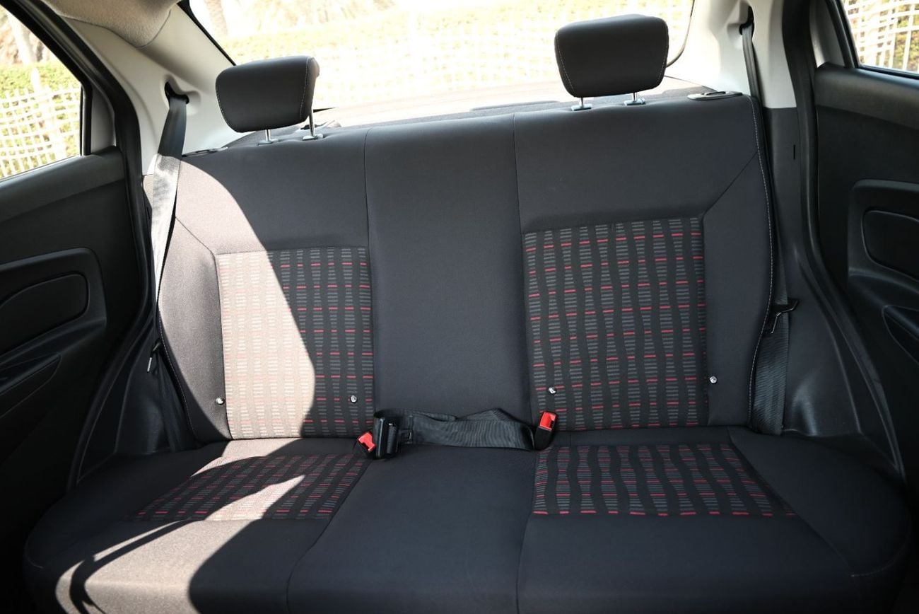 Ford Figo HOT DEALS -  0% DP - AGENCY MAINTAINED - FORD FIGO 1.6L V4  - ORIGINAL PAINT - GCC