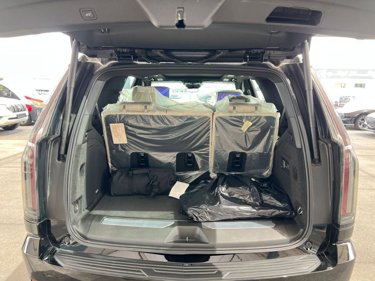 Cadillac Escalade Sport 6.2L 4WD